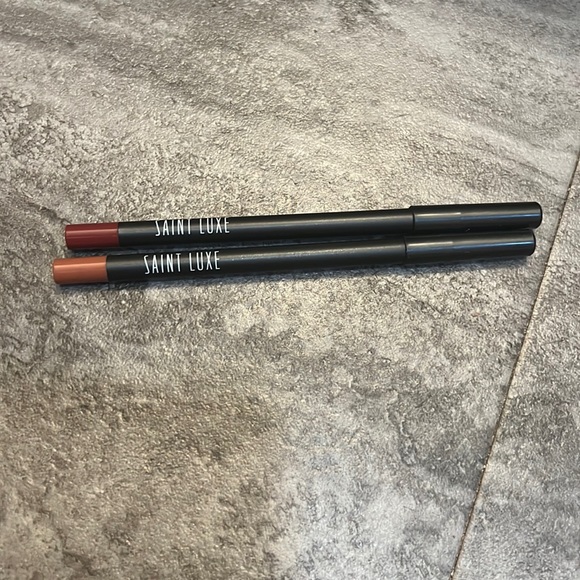 SAINT LUXE BEAUTY Lip Liner Duo
Moscato + Vino - Picture 1 of 2